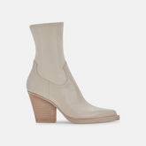 BOYD BOOTS SAND LEATHER - re:vita