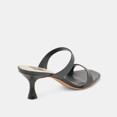 GENORA WIDE HEELS BLACK LEATHER - re:vita