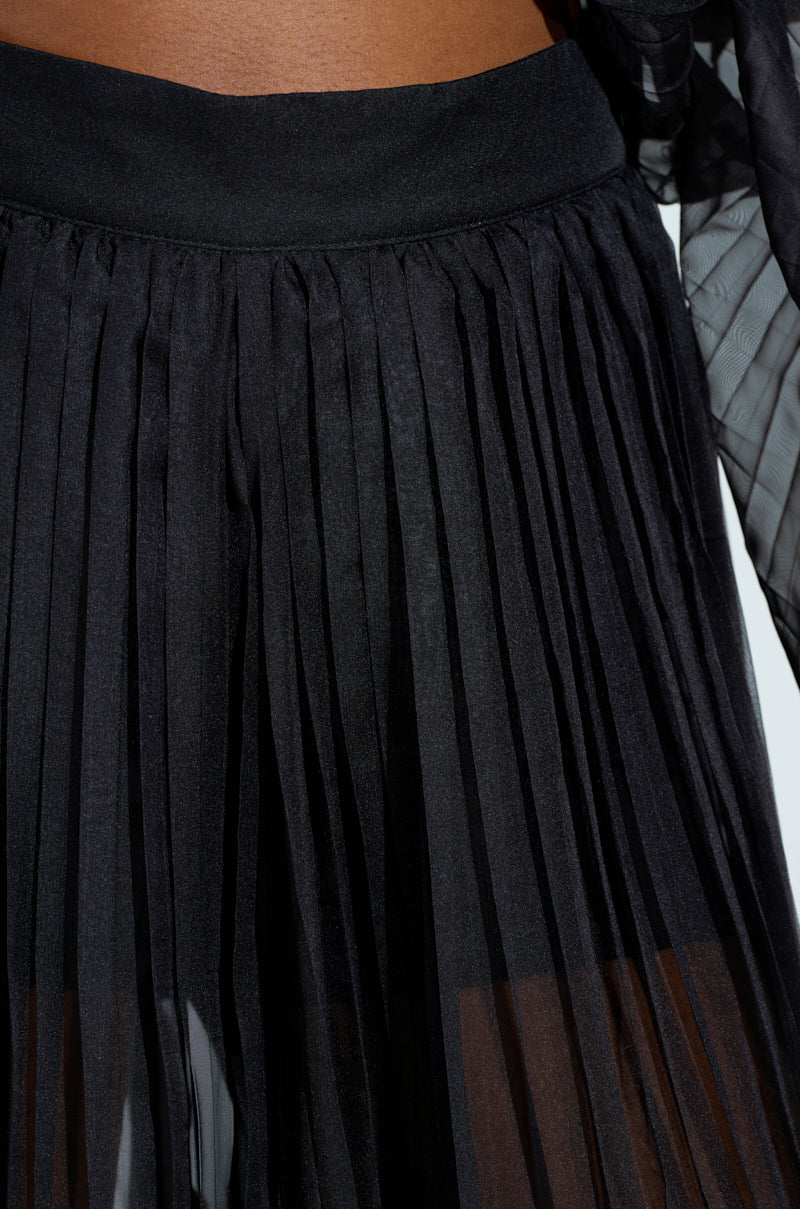 THE JULIE TROUSER