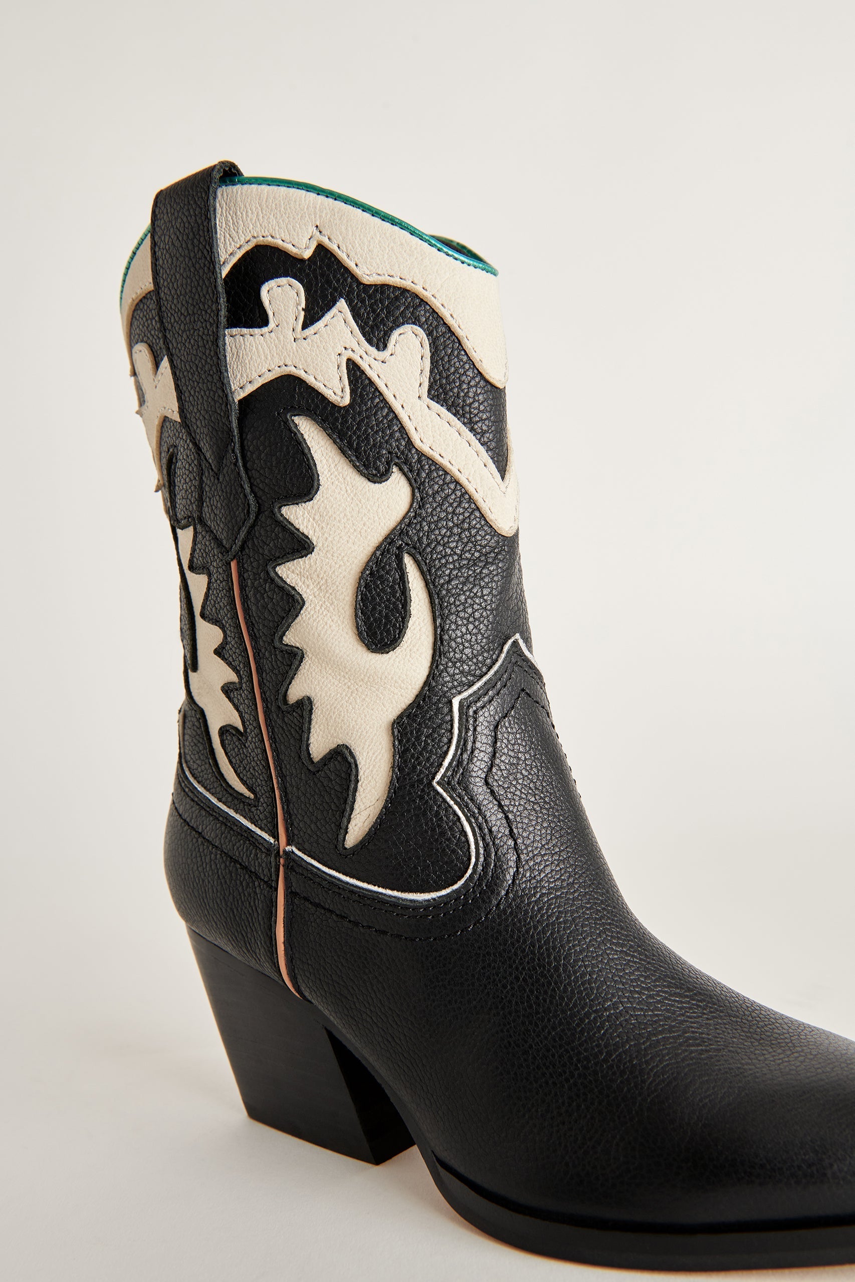 LANDEN BOOTS BLACK LEATHER - re:vita