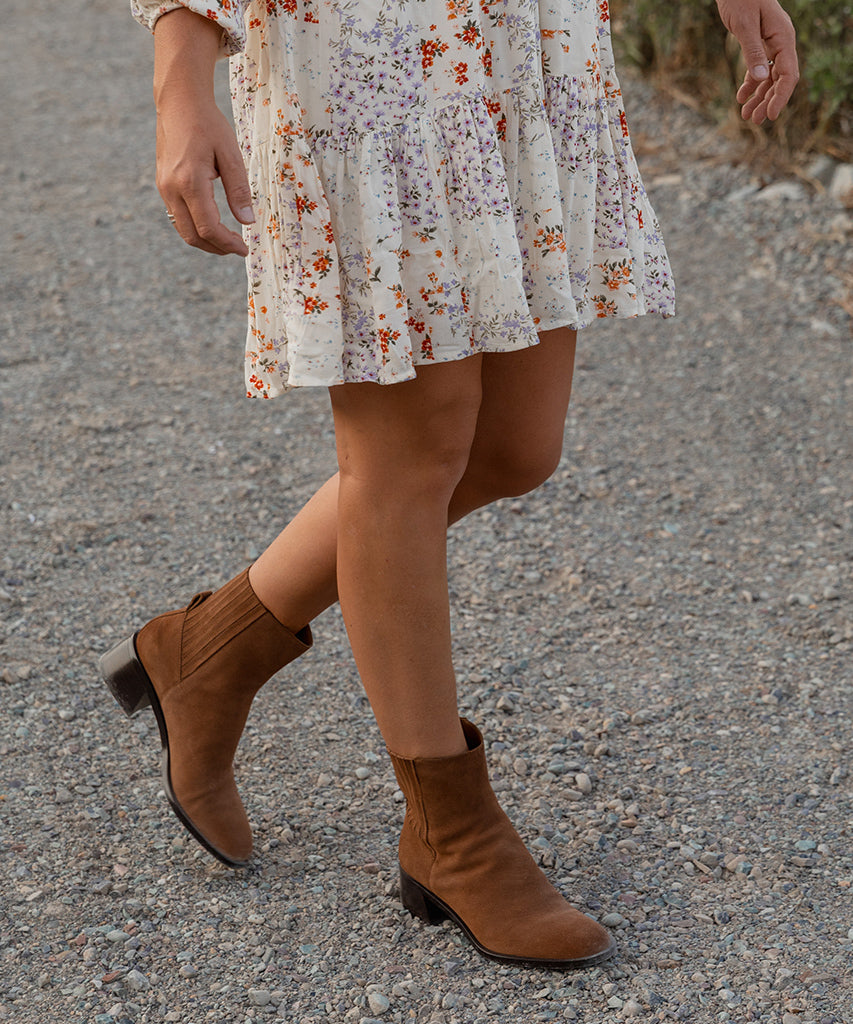 LINNY H2O WIDE BOOTS BROWN SUEDE - re:vita