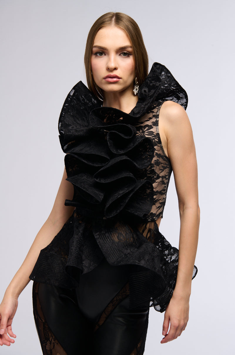 MISS FASHIONISTA SLEEVELESS LACE BLOUSE