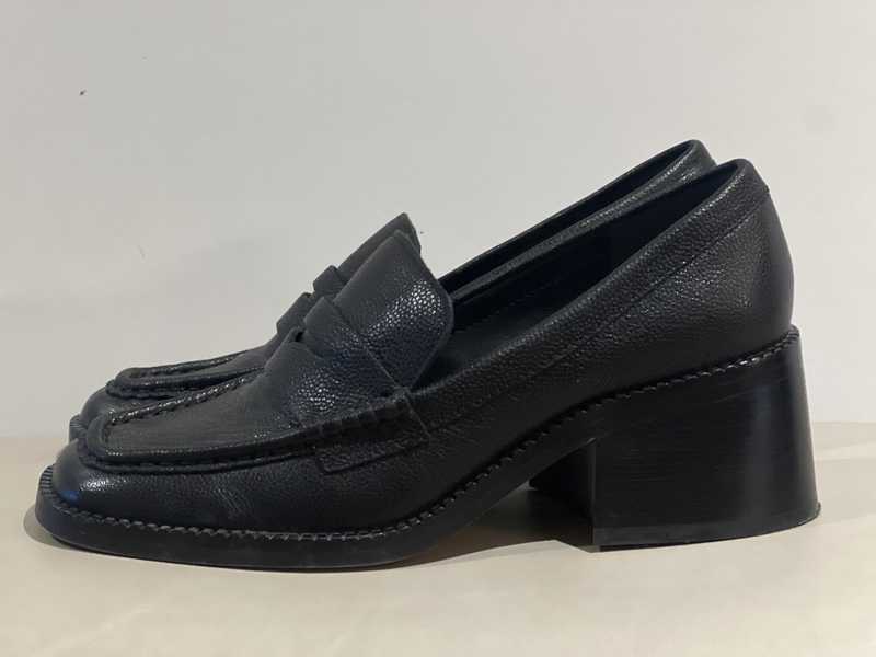 TALIE LOAFERS ONYX EMBOSSED LEATHER - re:vita